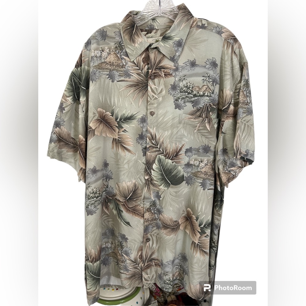 short sleeve button down neutral tropical shirt chest pocket palms Office Beach